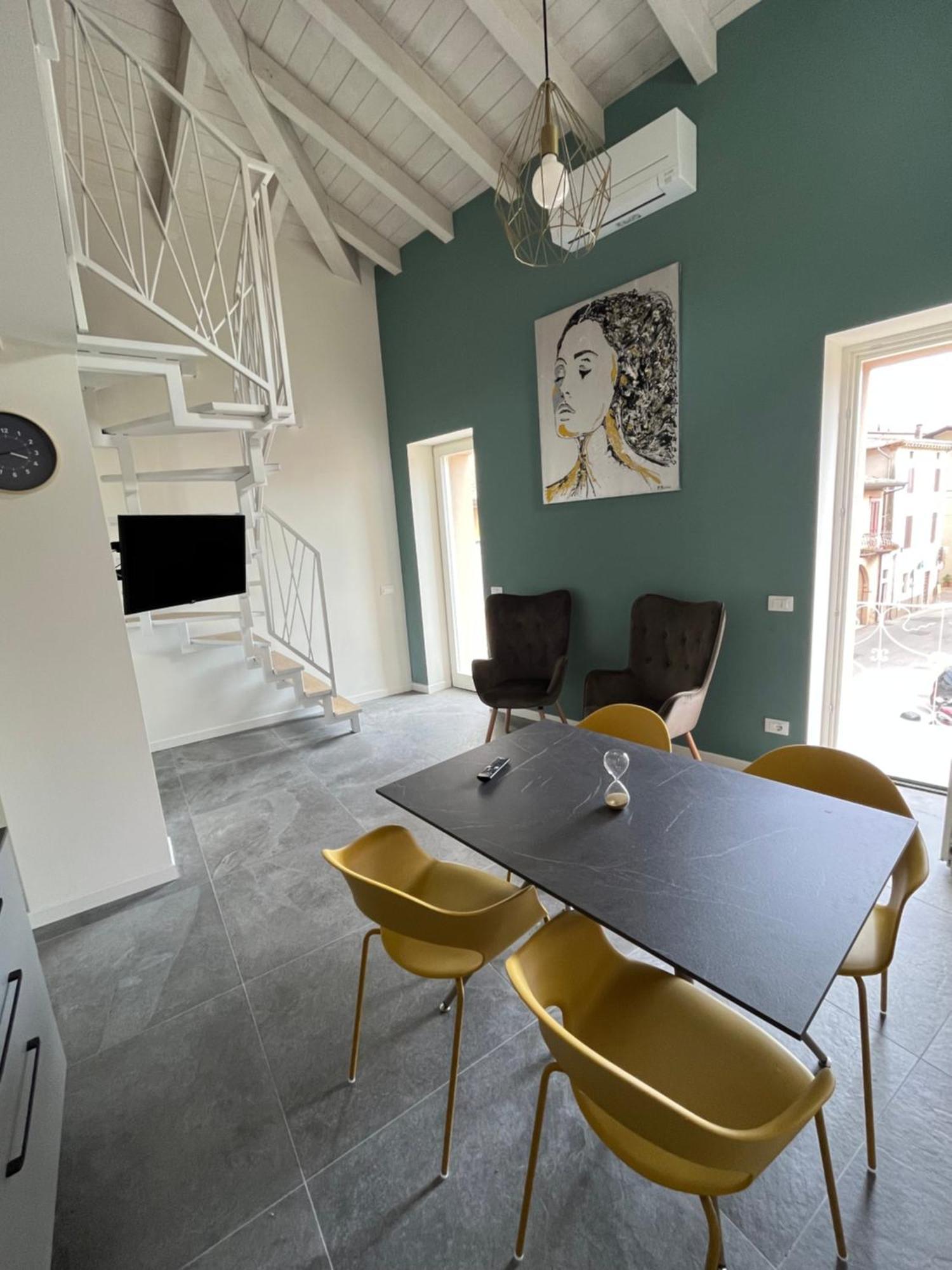 La Casa Incartata Daire Toscolano Maderno Dış mekan fotoğraf